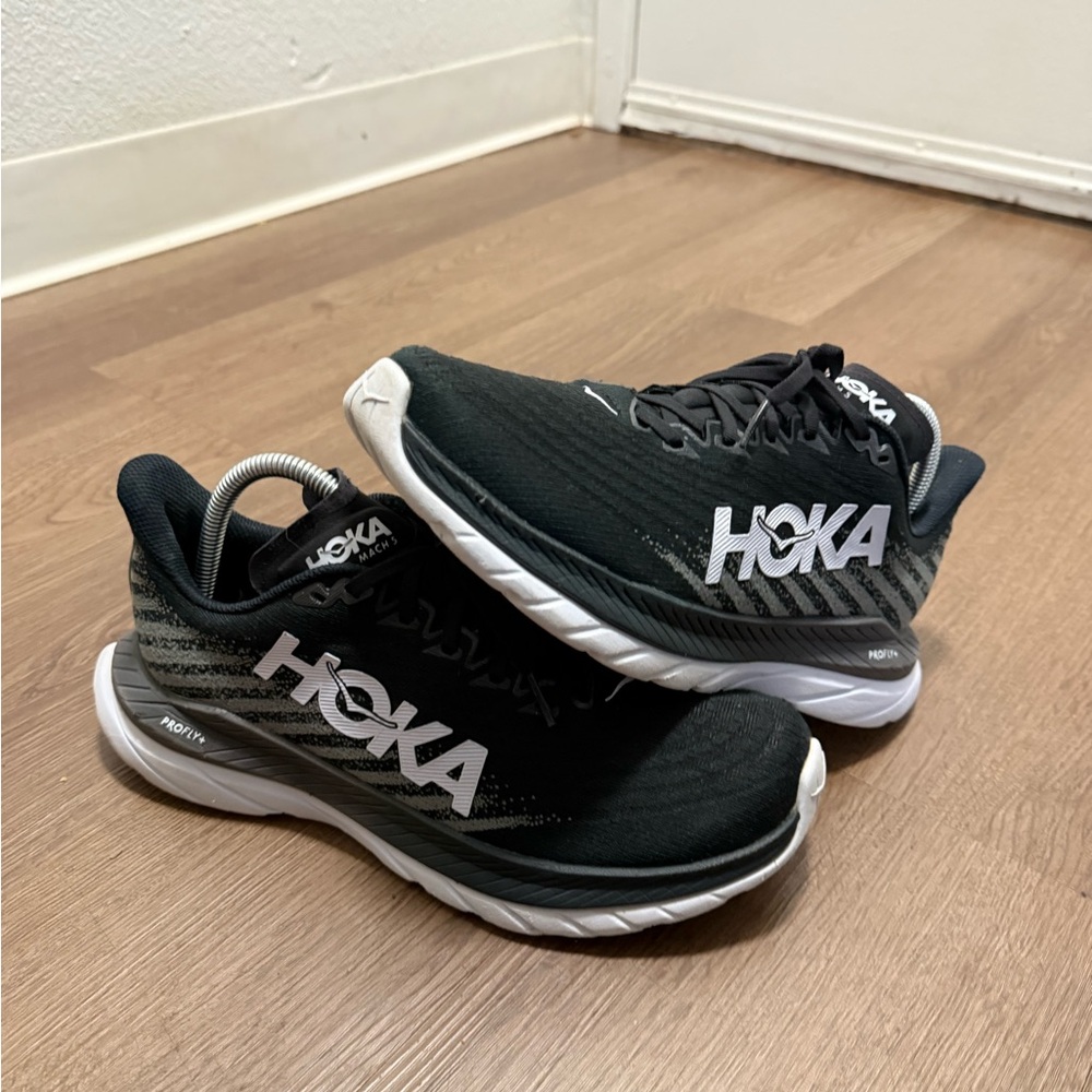 Hoka One One Mach 5 Black and Gray Shoes - Picture 2 of 10